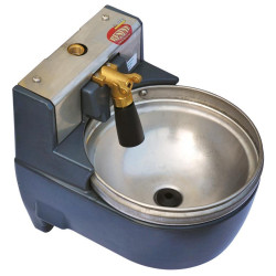Abbeveratoio Resinox II Riscaldato 50 W La Gée Abbeveratoio Resinox II Riscaldato 50 W La Gée