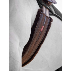 Sottopancia LeMieux anatomico foderato in montone Marrone / marrone Sottopancia LeMieux anatomico foderato in montone Marrone / marrone