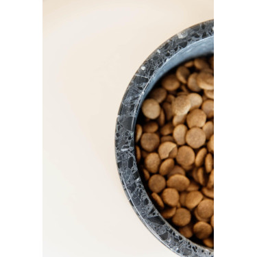 Ciotola per cane in pietra Terrazzo Kentucky Nero