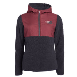 Pile riciclato da donna Kingsland