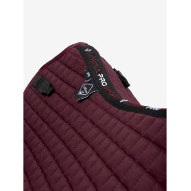 Tapis LeMieux dressage square - coton Bordeaux Tapis LeMieux dressage square - coton Bordeaux