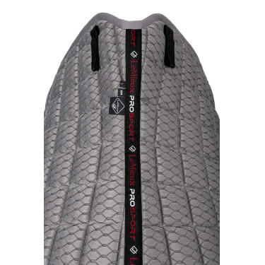 Sottosella da dressage LeMieux Carbon Mesh Square Grigio Sottosella da dressage LeMieux Carbon Mesh Square Grigio