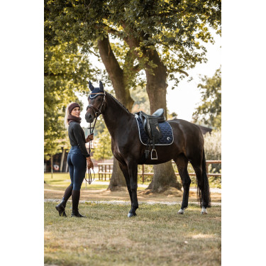 Sottosella da dressage Horze Geneva con pelliccia sintetica Blu marino scuro Sottosella da dressage Horze Geneva con pelliccia sintetica Blu marino scuro