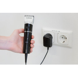 Tosatrice a batteria DeloX Clipster Nero