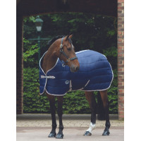 Coperta da scuderia 110g Weatherbeeta ComFiTec 210D Channel Blu navy / argento / rosso Blu marino Coperta da scuderia 110g Weatherbeeta ComFiTec 210D Channel Blu navy / argento / rosso Blu marino