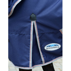 Coperta Weatherbeeta 50g ComFiTec Essential con copricollo Coperta Weatherbeeta 50g ComFiTec Essential con copricollo