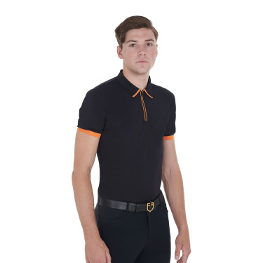 Polo da allenamento da uomo con cerniera e dettagli a contrasto Equestro Polo da allenamento da uomo con cerniera e dettagli a contrasto Equestro