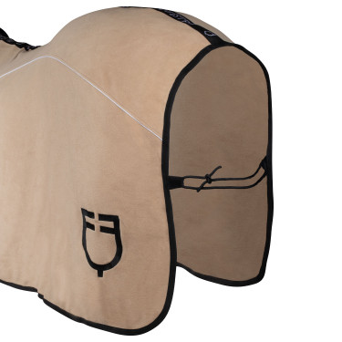 Couverture en polaire avec fermeture frontale à rabat GP Equestro Beige