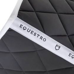 Sottosella da addestramento in tessuto tecnico con logo ricamato White Line Equestro Asfalto Grigio Sottosella da addestramento in tessuto tecnico con logo ricamato White Line Equestro Asfalto Grigio