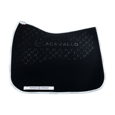 Sottosella da dressage in lycra con grip in gel e parte inferiore in fibra di bambù Acavallo Nero / bianco Sottosella da dressage in lycra con grip in gel e parte inferiore in fibra di bambù Acavallo Nero / bianco