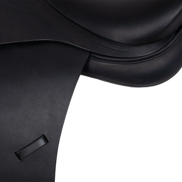 Sella da dressage con lunghi quartieri Aachen Equestro Nero