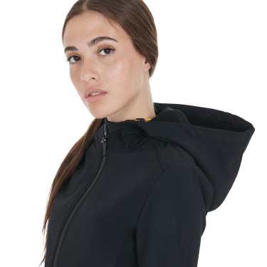 Giacca softshell aderente da donna con tasche nascoste Equestro Giacca softshell aderente da donna con tasche nascoste Equestro