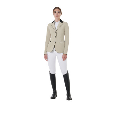 Giacca da concorso a 3 bottoni da donna Elegance Equestro Giacca da concorso a 3 bottoni da donna Elegance Equestro
