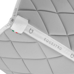 Sottosella da salto in tessuto tecnico con logo GP Equestro Grigio chiaro / bianco Sottosella da salto in tessuto tecnico con logo GP Equestro Grigio chiaro / bianco