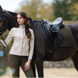 Tappetino LeMieux Suede Dressage Square Alpina Marrone Tappetino LeMieux Suede Dressage Square Alpina Marrone