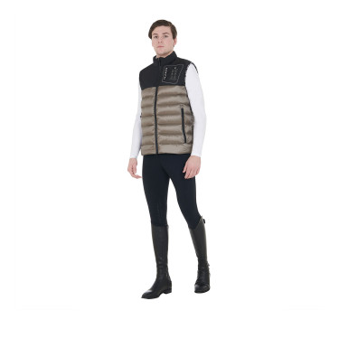 Gilet da uomo in bi-materiale con patch in silicone Equestro Gilet da uomo in bi-materiale con patch in silicone Equestro