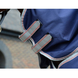 Coperta Weatherbeeta ComFiTec Essential Combo 220 g Blu navy / argento / rosso Coperta Weatherbeeta ComFiTec Essential Combo 220 g Blu navy / argento / rosso