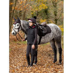 Gilet senza maniche con cappuccio LeMieux Milly Young Rider Nero modello vecchio Gilet senza maniche con cappuccio LeMieux Milly Young Rider Nero modello vecchio