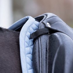 Tapis de selle HV Polo Essential GP Brume bleue foncé