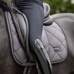 Sottosella da dressage HV Polo con montone Lauren Sottosella da dressage HV Polo con montone Lauren