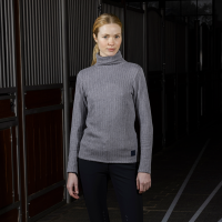 Maglione a collo alto... Maglione a collo alto...