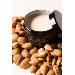 Crema delicata per cuoio alla Mandorla Grooming Deluxe Crema delicata per cuoio alla Mandorla Grooming Deluxe