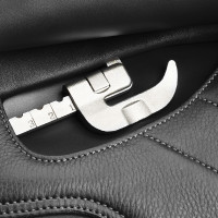 Sella da dressage Bates Plus in cuoio Luxe Marrone Sella da dressage Bates Plus in cuoio Luxe Marrone