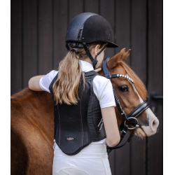 Paraschiena flessibile per bambini Swing P07 Nero