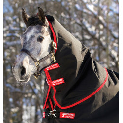 Copricollo Horseware 250g per coperta Rambo Supreme 1680D Nero / rosso Copricollo Horseware 250g per coperta Rambo Supreme 1680D Nero / rosso