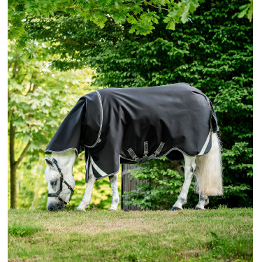 Copricollo Horseware 150g per coperta Rambo Supreme 1680D Nero / temporale / grigio argento Copricollo Horseware 150g per coperta Rambo Supreme 1680D Nero / temporale / grigio argento