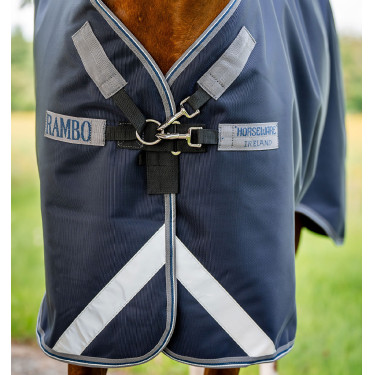 Coperta Horseware Rambo Supreme Turnout Vari-layer 1680D 450g Marino / temporale / grigio argento Blu marino