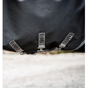 Coperta Horseware Rambo Supreme 1000D Turnout 50g Nero / temporale / grigio argento Coperta Horseware Rambo Supreme 1000D Turnout 50g Nero / temporale / grigio argento