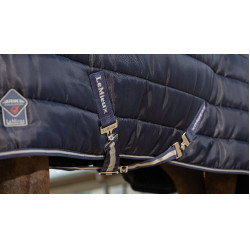 Coperta LeMieux Arika Stable-Tek 200 g Marina Blu marino Coperta LeMieux Arika Stable-Tek 200 g Marina Blu marino