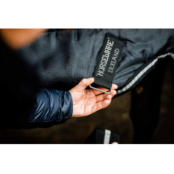 Coperta da scuderia Horseware Easy-Layer Plus 400g Nero / nero / argento Coperta da scuderia Horseware Easy-Layer Plus 400g Nero / nero / argento