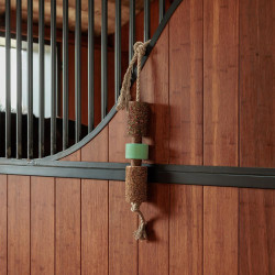 Giocattolo in legno rilassante Grooming Deluxe con pietra di sale Giocattolo in legno rilassante Grooming Deluxe con pietra di sale