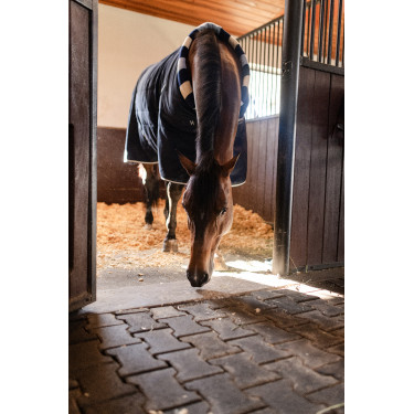 Coperta da scuderia Horseware Newmarket Cosy 100g Coperta da scuderia Horseware Newmarket Cosy 100g