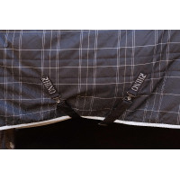 Coperta da scuderia Horseware Rhino Pony 100g Nero / quadri bianco grigi Coperta da scuderia Horseware Rhino Pony 100g Nero / quadri bianco grigi
