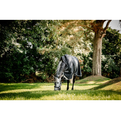 Coperta Horseware Amigo 1200D Wug Turnout 150g Nero / grigio titanio / argento