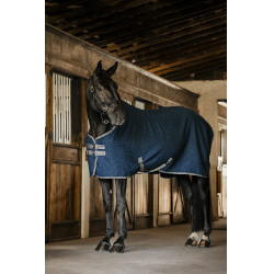 Coperta asciugante Horseware Rambo Techni Waffle Cooler Marino / temporale / grigio argento Blu marino Coperta asciugante Horseware Rambo Techni Waffle Cooler Marino / temporale / grigio argento Blu marino