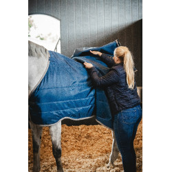 Liner Horseware Ionic Therapy 50g Bleu imperial / argent /Marine Blu Liner Horseware Ionic Therapy 50g Bleu imperial / argent /Marine Blu