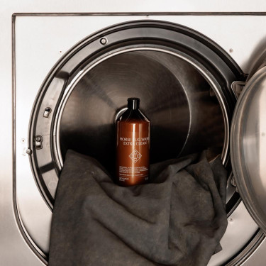 Detergente Grooming Deluxe by Kentucky per coperte per cavalli ultra pulite Detergente Grooming Deluxe by Kentucky per coperte per cavalli ultra pulite