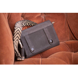 Phone Pocket Pénélope in pelle traforata nera Nero