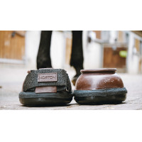 Stivaletto terapeutico Hippotonic Comfy X2 in gomma Nero Stivaletto terapeutico Hippotonic Comfy X2 in gomma Nero