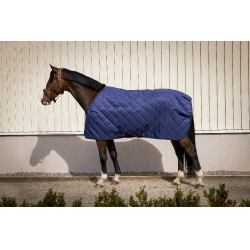 Coperta da scuderia Bucas Cosy