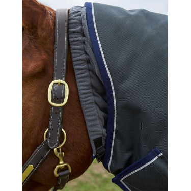 Coperta Weatherbeeta ComFiTec Ultra Turnout 220 g con collo staccabile Carbone di legna Grigio Coperta Weatherbeeta ComFiTec Ultra Turnout 220 g con collo staccabile Carbone di legna Grigio