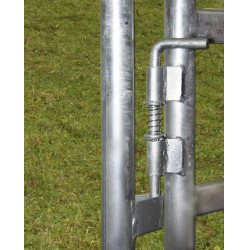 Pannello pre-zincato con porta Kerbl