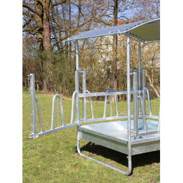 Rastrelliera quadrata con tetto Hobby Kerbl zincata 1,5 x 1,5 m 8 cavalli Rastrelliera quadrata con tetto Hobby Kerbl zincata 1,5 x 1,5 m 8 cavalli