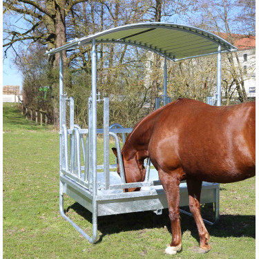 Rastrelliera quadrata con tetto Hobby Kerbl zincata 1,5 x 1,5 m 8 cavalli Rastrelliera quadrata con tetto Hobby Kerbl zincata 1,5 x 1,5 m 8 cavalli