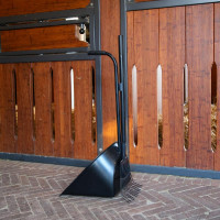 Ramassa-escrementi e Rastrello Grooming Deluxe di Kentucky Nero Ramassa-escrementi e Rastrello Grooming Deluxe di Kentucky Nero