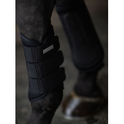 Stinchiere da dressage Equestrian Stockholm in mesh Edizione nera Nero